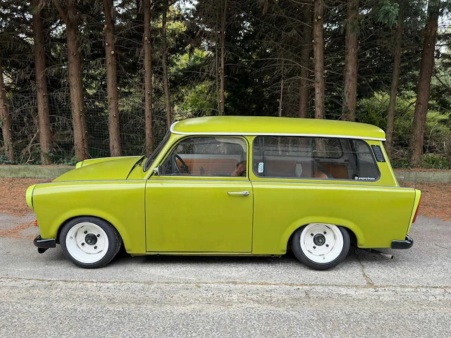 Trabant p601kx oldtimer - 1979 - afbeelding 12 van  30