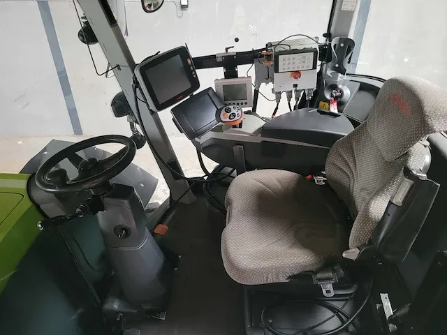 Tractor claas xerion 4000, 2016 - afbeelding 3 van  11
