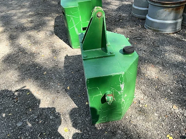 Tractor contragewichten voorladers & accessoires - afbeelding 7 van  14