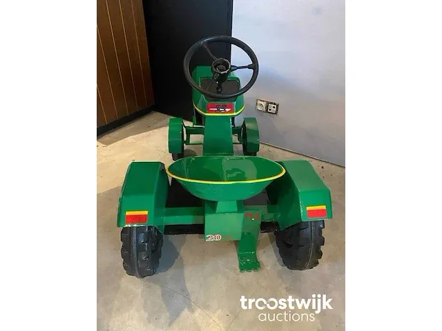 Tractor draaicaroussel - afbeelding 4 van  4
