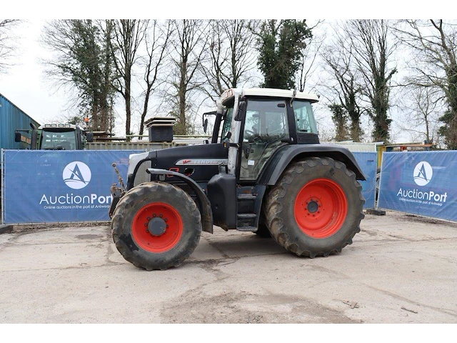 Tractor fendt 716 vario diesel 167pk - afbeelding 1 van  1