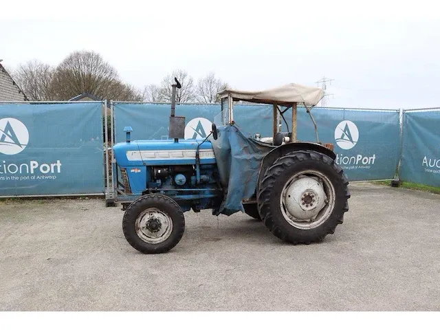 Tractor ford 2000 diesel 36pk (marge) - afbeelding 1 van  1