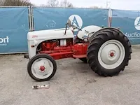 Tractor ford dearborn benzine 95pk - afbeelding 1 van  1