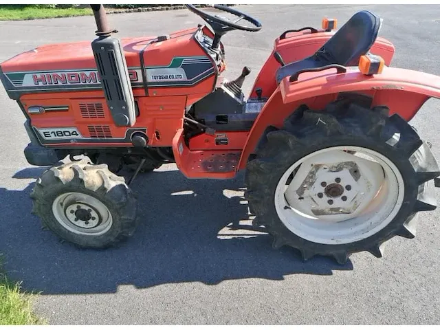 Tractor hinomoto e1804 - afbeelding 1 van  9