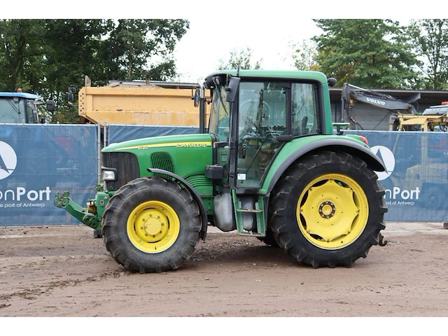 Tractor john deere 6120 diesel 2004 - afbeelding 1 van  1
