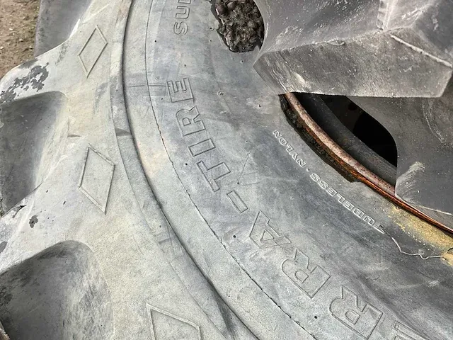 Tractor lagedrukbanden met velg 3stuks - afbeelding 9 van  9