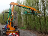 Tractor met haagschaar new holland - afbeelding 17 van  26