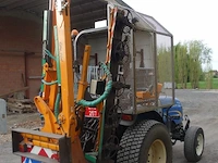 Tractor met haagschaar new holland - afbeelding 25 van  26