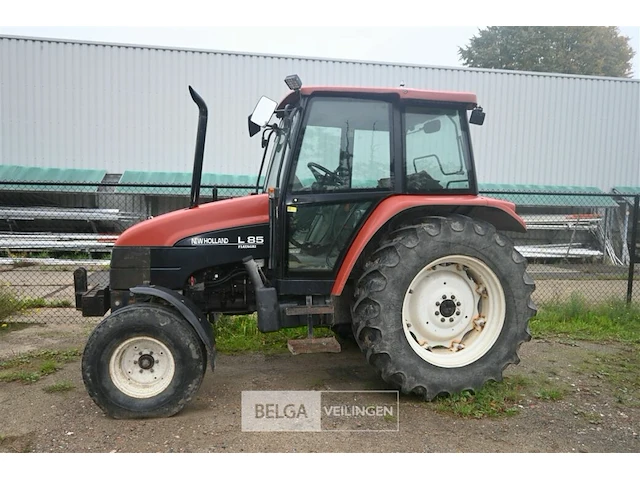 Tractor new holland - afbeelding 7 van  14