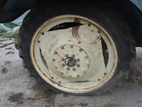 Tractor new holland - afbeelding 7 van  8