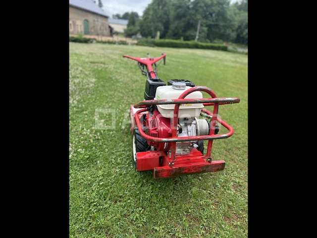 Tractor op twee wielen - afbeelding 2 van  5