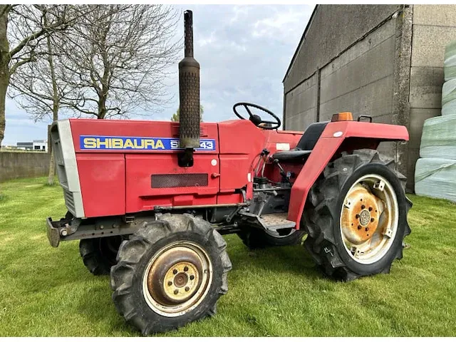 Tractor shibaura sd2243 - afbeelding 1 van  9
