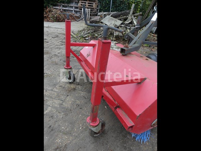 Tractor vloer borstelmachine - afbeelding 6 van  7