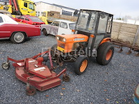 Tractor voor deze tuin + cirkelmaaier kubota 245dt ( vin: 245dt72778) - afbeelding 16 van  24
