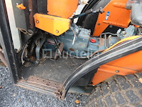 Tractor voor deze tuin + cirkelmaaier kubota 245dt ( vin: 245dt72778) - afbeelding 22 van  24