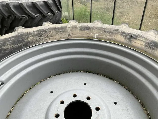Tractorbanden mitas; 4 stuks - afbeelding 7 van  7