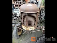 Tractoren (voor verzamelaars) massey harris 820 - afbeelding 4 van  15