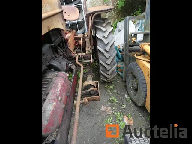 Tractoren (voor verzamelaars) massey harris 820 - afbeelding 5 van  15
