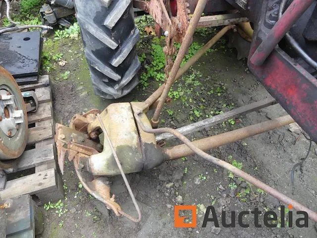 Tractoren (voor verzamelaars) massey harris 820 - afbeelding 9 van  15