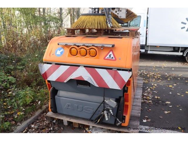 Trage vrachtwagen/veegmachine ausa b200h, datum 1ste inschrijving 27/10/2017, chassisnummer ua1m487h048777821, compleet met 2 units - afbeelding 5 van  13