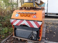 Trage vrachtwagen/veegmachine ausa b200h, datum 1ste inschrijving 27/10/2017, chassisnummer ua1m487h048777821, compleet met 2 units - afbeelding 5 van  13