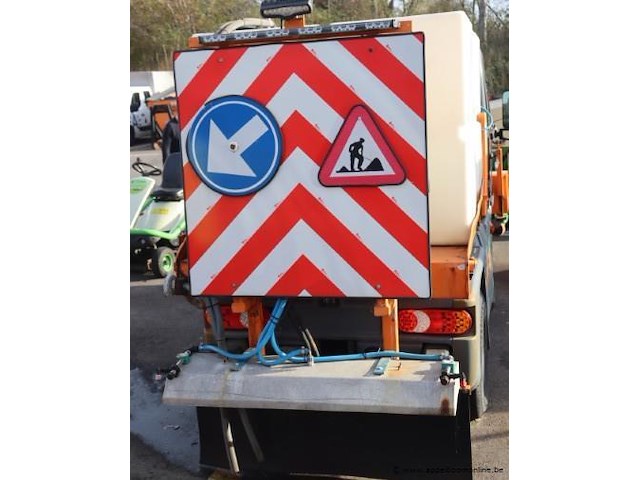 Trage vrachtwagen/veegmachine ausa b200h, datum 1ste inschrijving 27/10/2017, chassisnummer ua1m487h048777821, compleet met 2 units - afbeelding 8 van  13