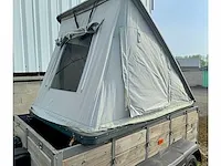 Trailer met tent - afbeelding 1 van  5