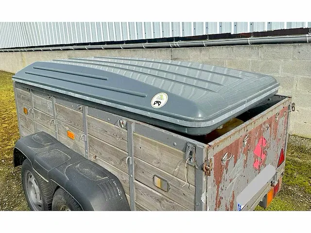 Trailer met tent - afbeelding 2 van  5