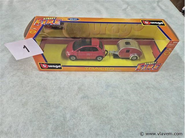 Trailer street fire - afbeelding 1 van  3