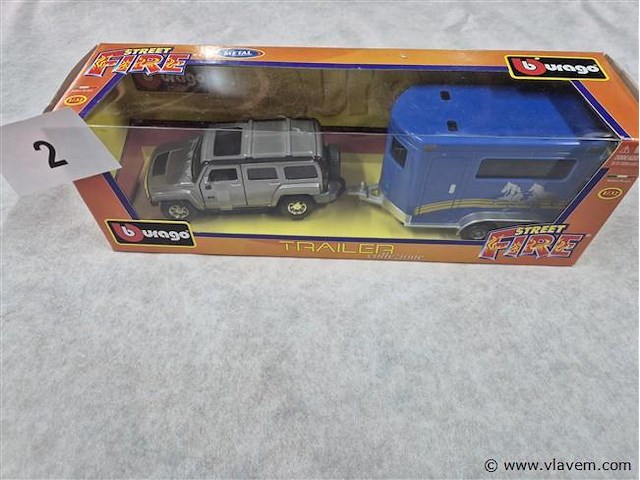 Trailer street fire - afbeelding 1 van  3