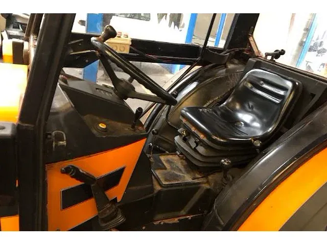 Traktor gaspart deutz fahr - afbeelding 2 van  22