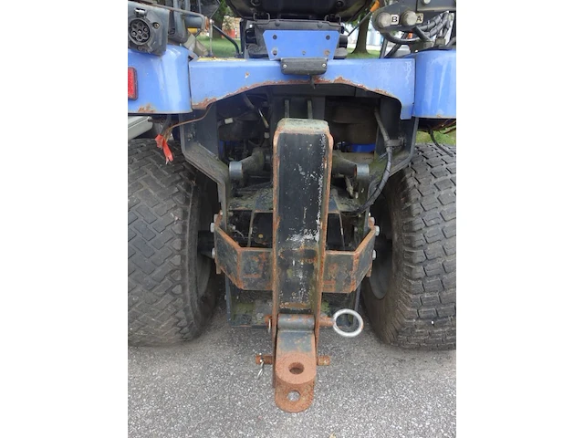Traktor iseki txg23 - afbeelding 8 van  16