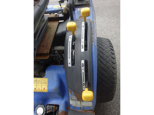 Traktor iseki txg23 - afbeelding 16 van  16