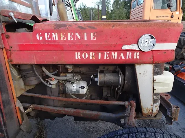 Traktor massey ferguson - afbeelding 6 van  9