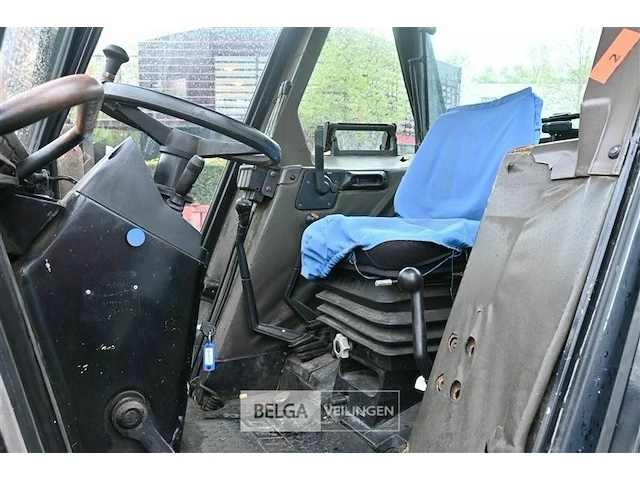 Traktorfiat 82-94 dt met vaste armklepelmaaier - afbeelding 10 van  15