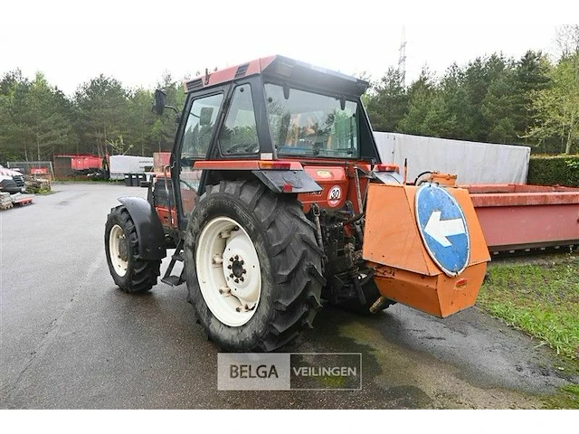 Traktorfiat 82-94 dt met vaste armklepelmaaier - afbeelding 15 van  15