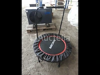 Trampoline trainen - afbeelding 1 van  5