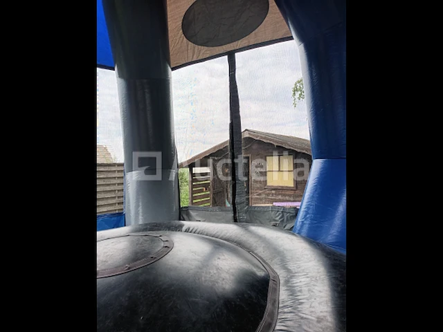Trampoline type springkasteel - afbeelding 3 van  12