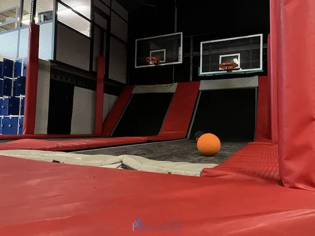 Trampolinepark van plm - afbeelding 2 van  77