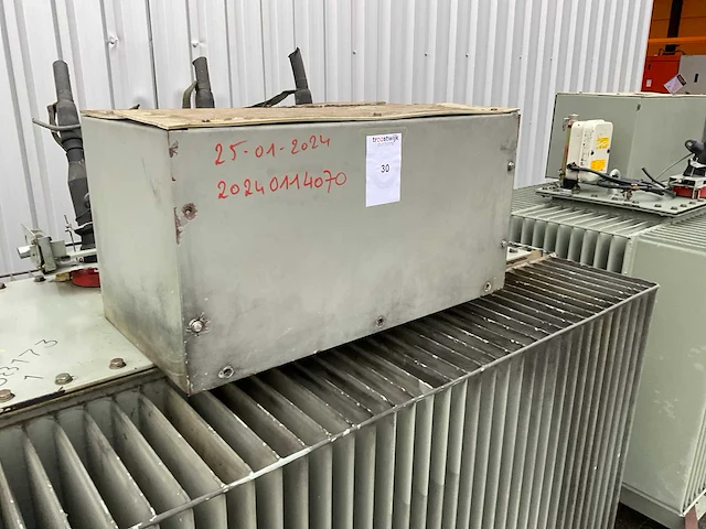 Transformator (2x) - afbeelding 7 van  7