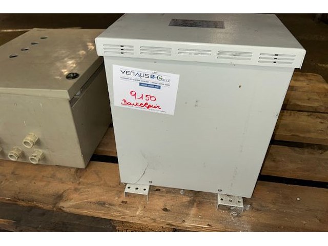 Transformator en electriciteitskast - afbeelding 2 van  6