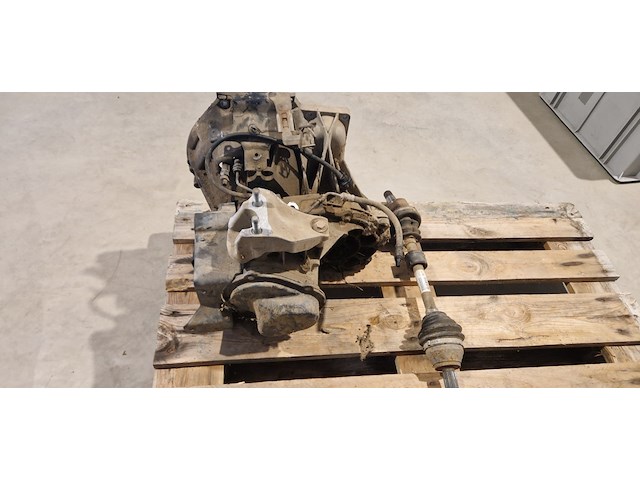 Transmissie en cardan van ford fiesta st line 1.6 tdci, bouwjaar: 2009, in werkende staat. - afbeelding 3 van  3