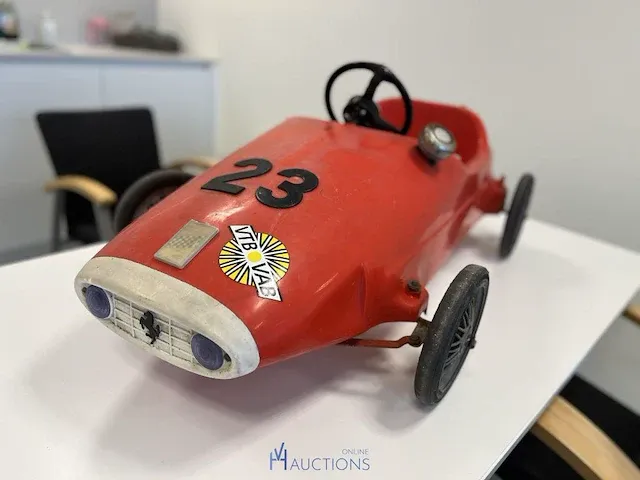 Trapauto "ferrari midget f1" 1968 - afbeelding 1 van  11