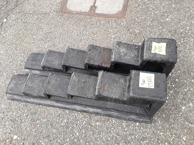 Trapblokken (2x) - afbeelding 1 van  1