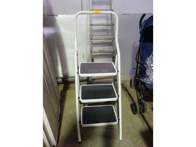 Trapladder 3 treden - afbeelding 1 van  2