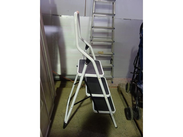 Trapladder 3 treden - afbeelding 2 van  2