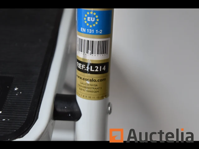 Trapladder en magneetbord - afbeelding 1 van  6