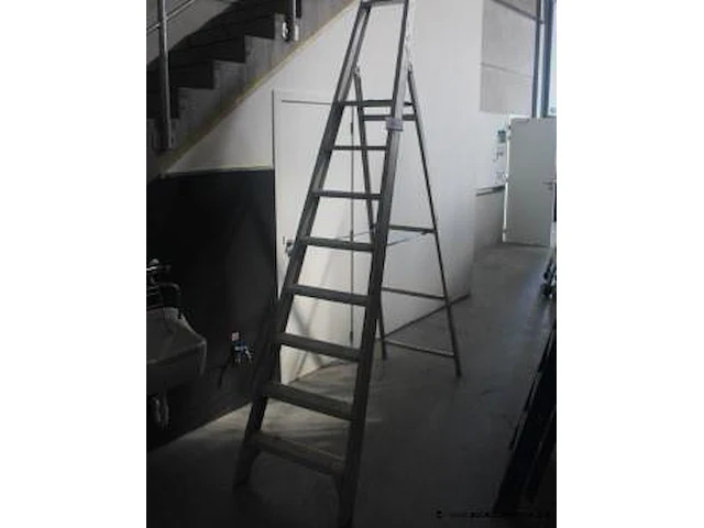 Trapladder solide - afbeelding 1 van  1