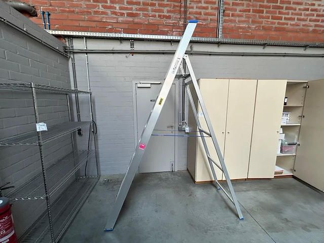 Trapladder solide - afbeelding 1 van  4