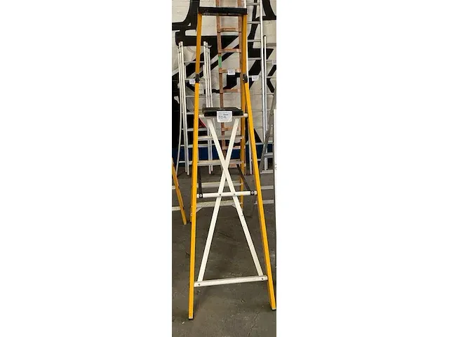 Trapladder - afbeelding 1 van  3